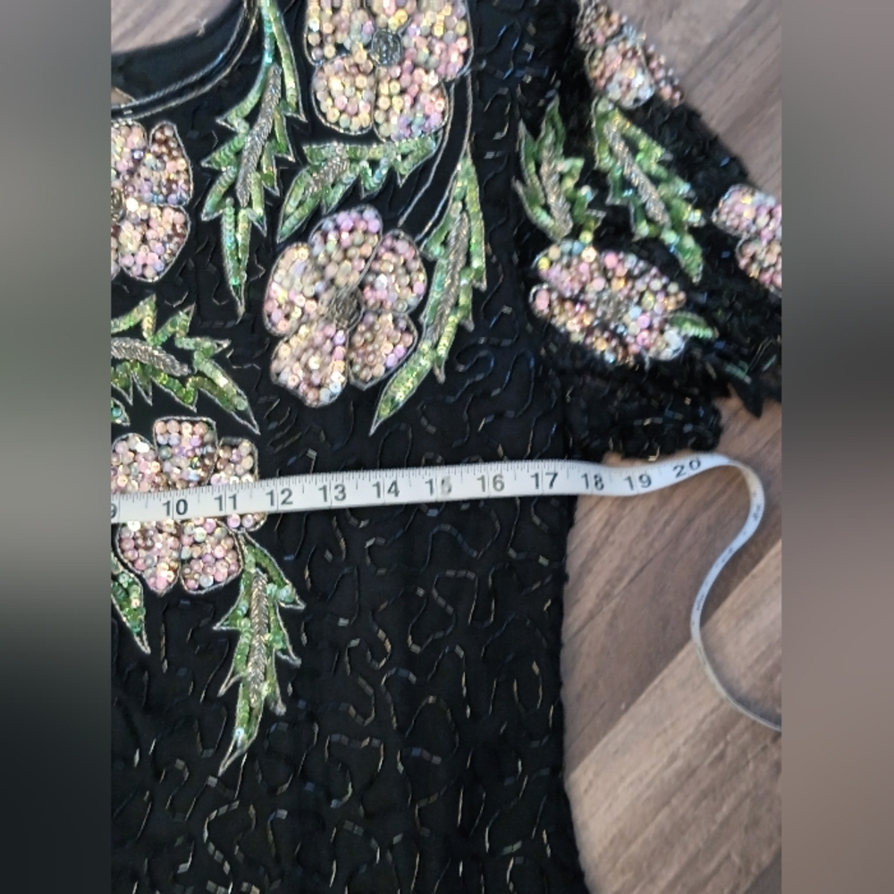 𝗟𝗮𝘂𝗿𝗲𝗻𝗰𝗲 𝗞𝗮𝘇𝗮𝗿 𝗩𝗧𝗚.𝗦𝗲𝗾𝘂𝗶𝗻 𝗙𝗹𝗼𝗿𝗮𝗹 𝗗𝗿𝗲𝘀𝘀 - Picture 8 of 13